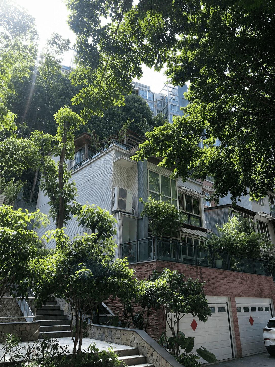 锦州岛居岁月从容升级：小小岛老别墅加装蒂升悦行款电梯